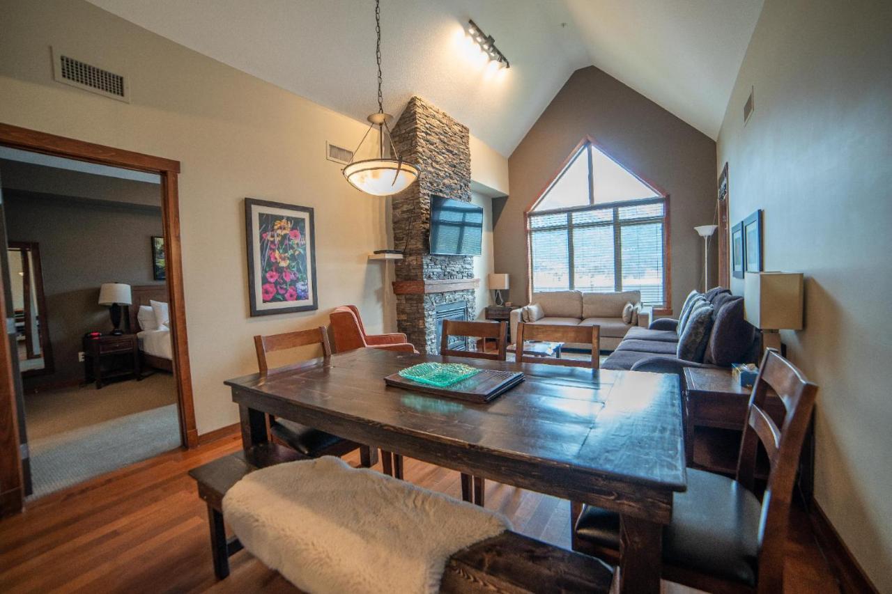 Spacious Penthouse Suite-King Beds-Pool & Hot Tub Canmore Eksteriør bilde