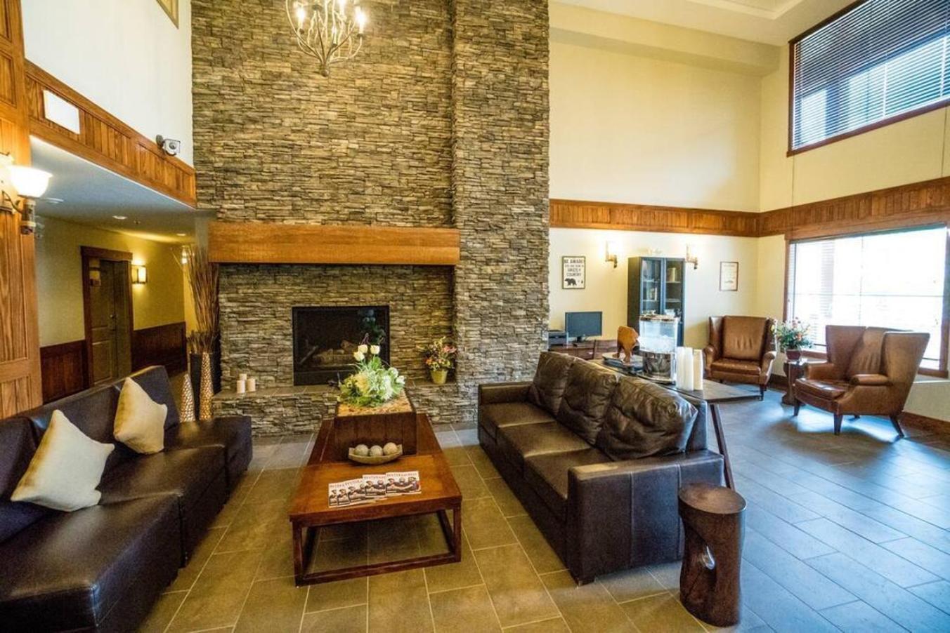 Spacious Penthouse Suite-King Beds-Pool & Hot Tub Canmore Eksteriør bilde